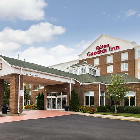 Hilton Garden Inn Hampton Coliseum Central Eksteriør billede