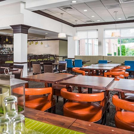 Hilton Garden Inn Hampton Coliseum Central Eksteriør billede