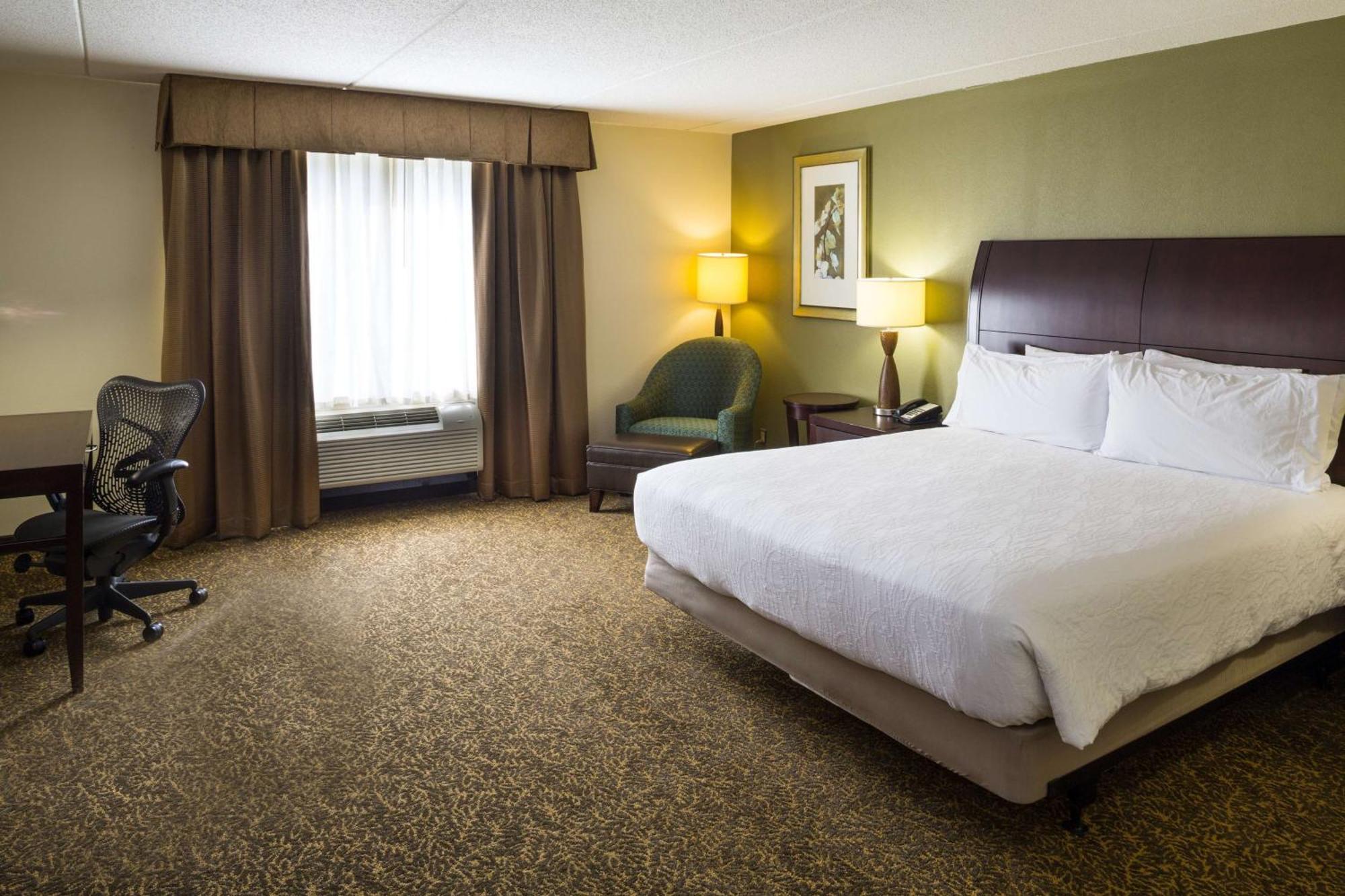 Hilton Garden Inn Hampton Coliseum Central Eksteriør billede