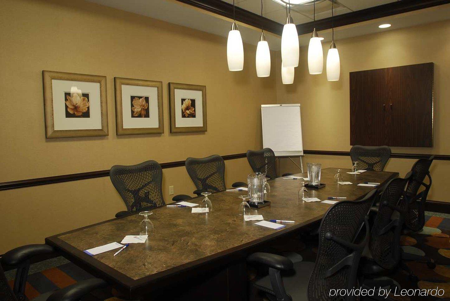 Hilton Garden Inn Hampton Coliseum Central Faciliteter billede